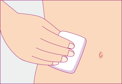 新しいアルコール消毒綿でおさえます。