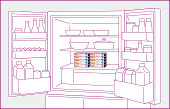 イメージ：箱を小分け袋に入れたまま、 冷蔵庫で保管しているイラスト